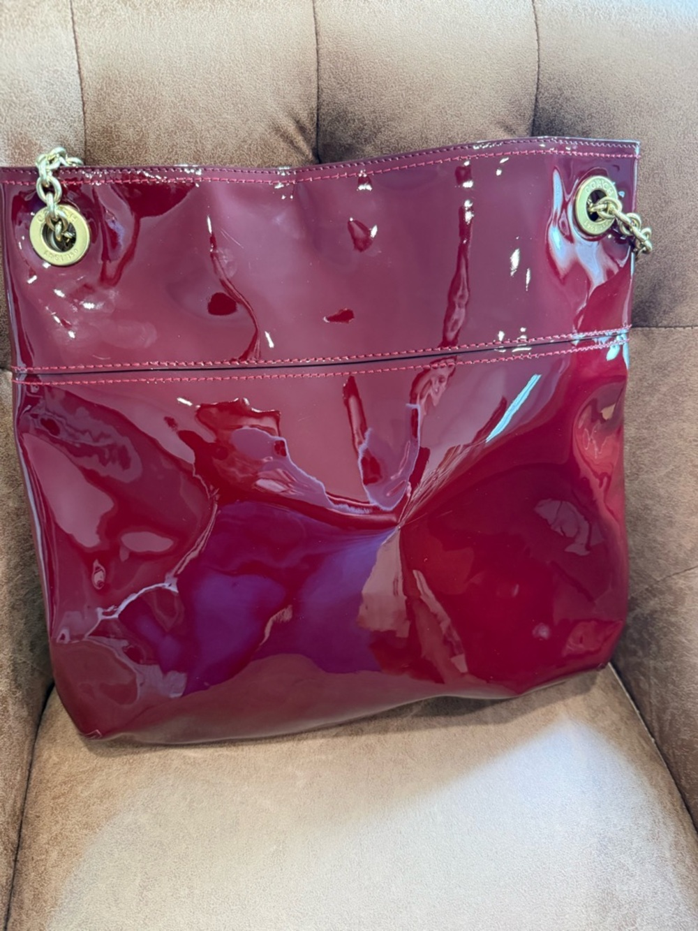 Patent Leather Chain-Trim Tote Bag in Deep Burgundy - Picture 4 of 7